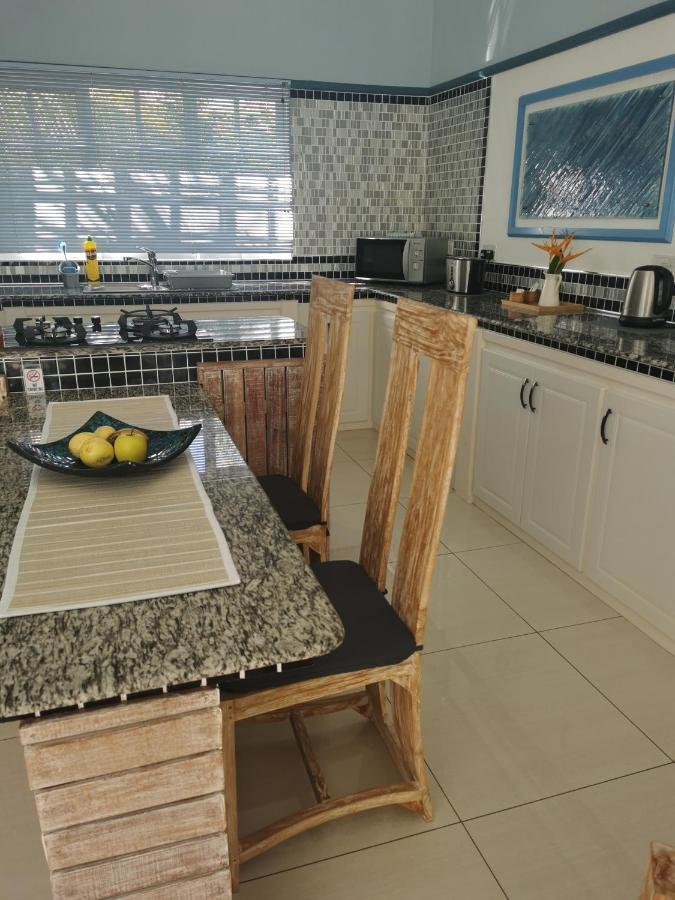 Villa Charme De L'Ile La Digue Exteriör bild